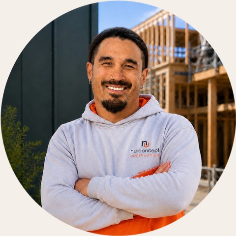 Dana Ratu, Carpenter